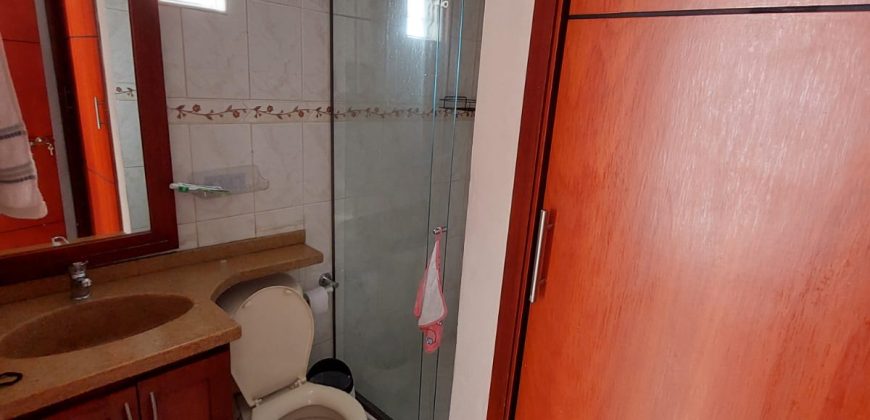 ARRIENDO APARTAMENTO EN LA LOMA DEL INDIO