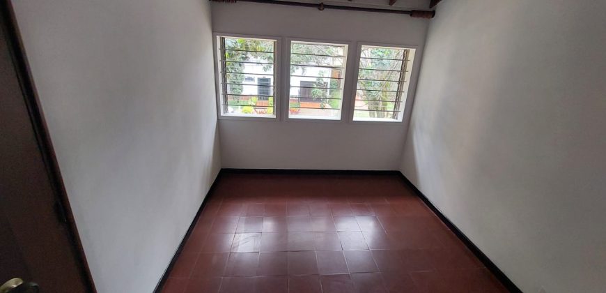 ARRIENDO CASA DÚPLEX EN BELÉN LA PALMA