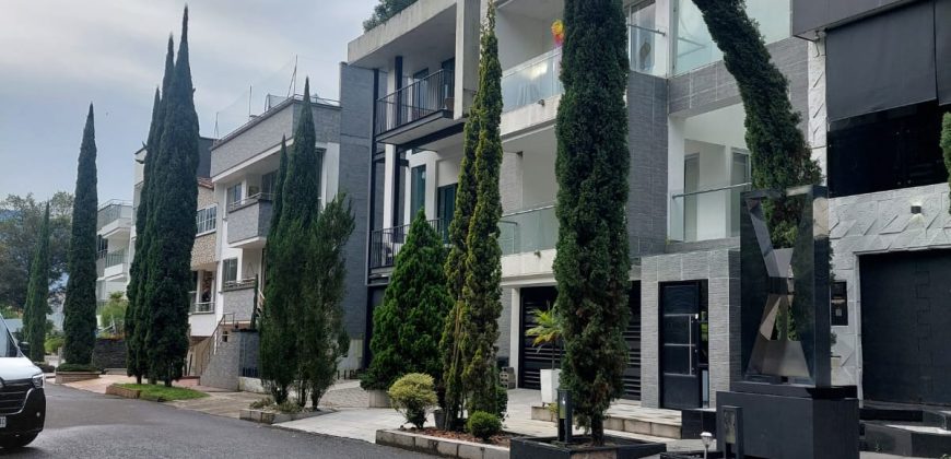 ARRIENDO CASA EN SABANETA