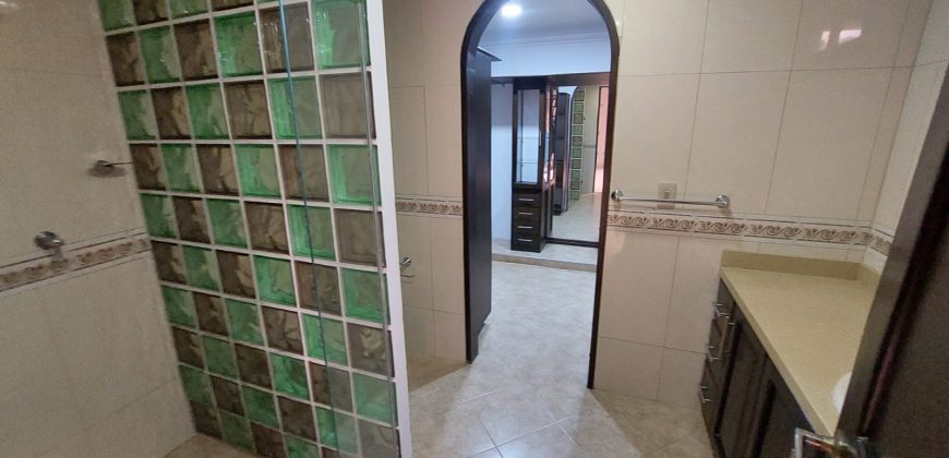 ARRIENDO CASA EN SABANETA