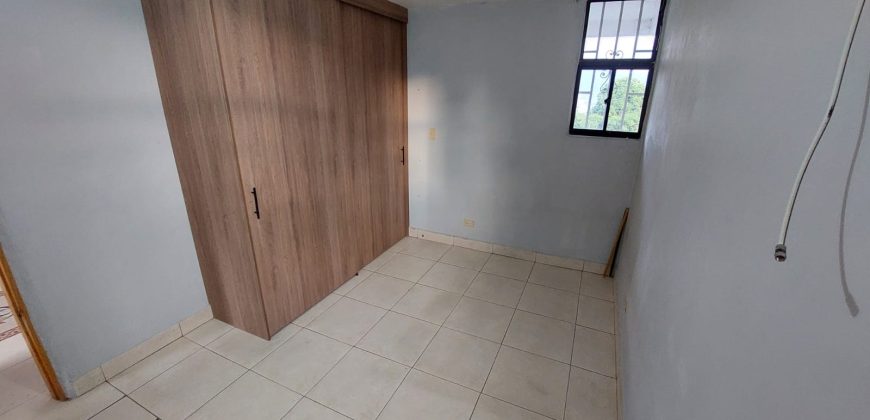 ARRIENDO APARTAMENTO EN LA AURORA