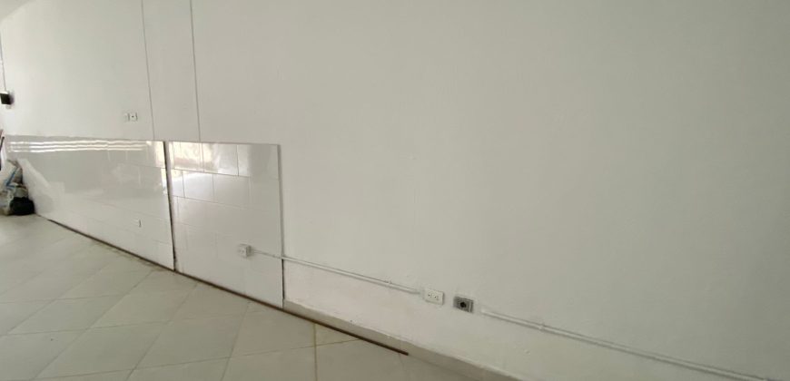 ARRIENDO LOCAL EN ROBLEDO