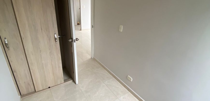 VENDO APARTAMENTO EN LA AURORA