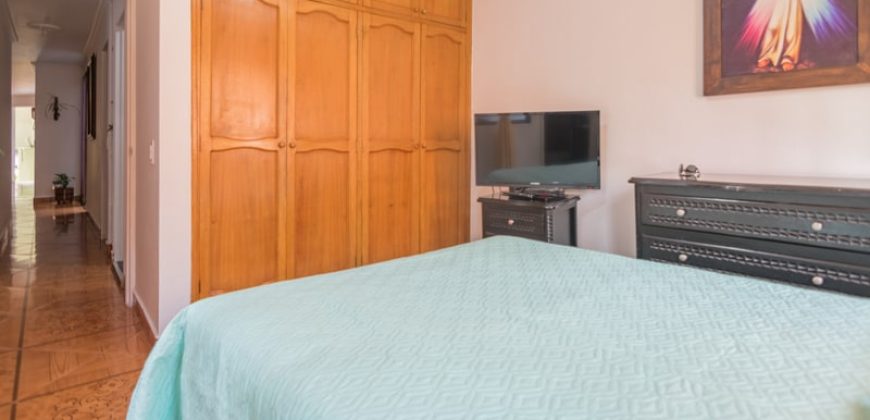 VENDO APARTAMENTO EN BARRIO CRISTÓBAL