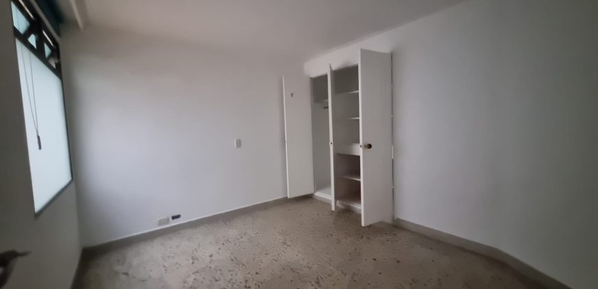 VENDO EDIFICIO EN CONQUISTADORES