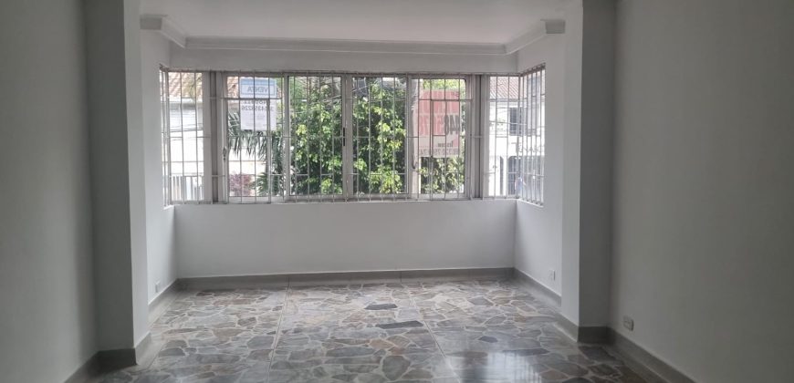 VENDO EDIFICIO EN CONQUISTADORES