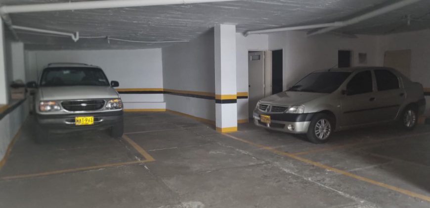 VENDO EDIFICIO EN CONQUISTADORES