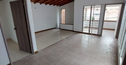 ARRIENDO CASA EN SIMÓN BOLIVAR