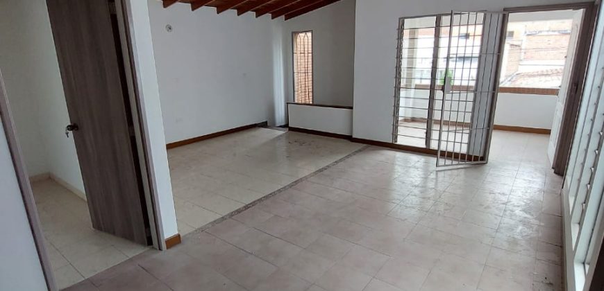 ARRIENDO CASA EN SIMÓN BOLIVAR