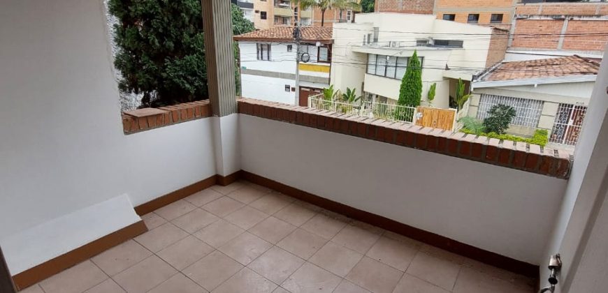ARRIENDO CASA EN SIMÓN BOLIVAR
