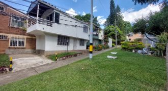 VENDO CASA DÚPLEX EN SANTA MÓNICA 2