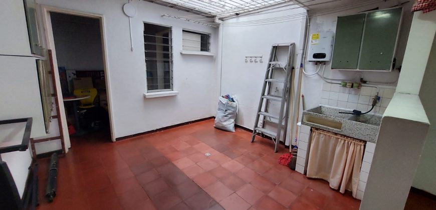 VENDO CASA DÚPLEX EN SANTA MÓNICA 2