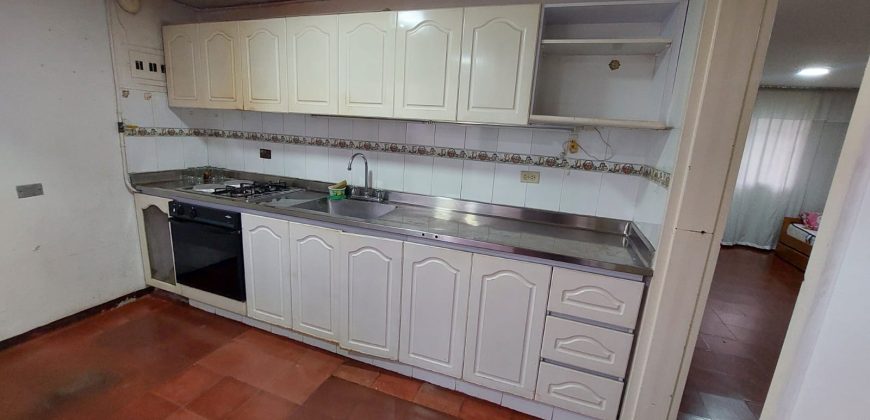 VENDO CASA DÚPLEX EN SANTA MÓNICA 2