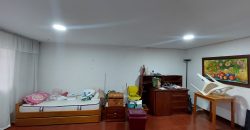VENDO CASA DÚPLEX EN SANTA MÓNICA 2