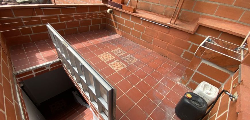 ARRIENDO CASA UNIFAMILIAR EN BARRIO CRISTOBAL