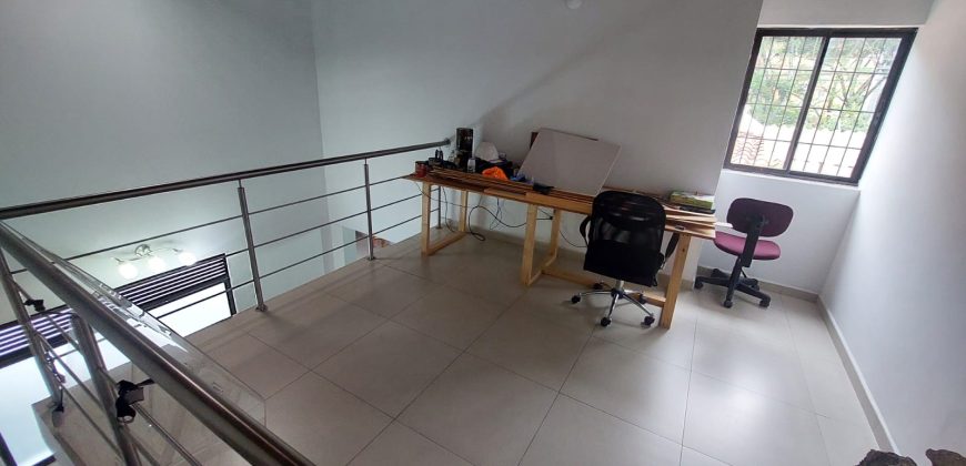 ARRIENDO CASA EN LOS ALMENDROS