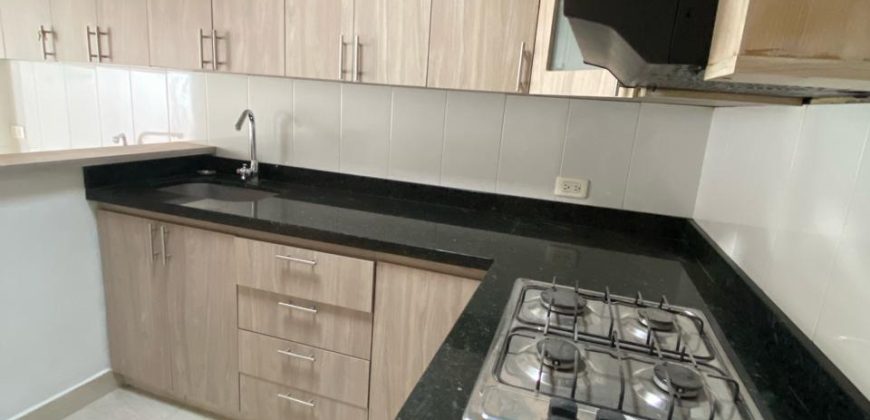 ARRIENDO APARTAMENTO EN LA FLORESTA