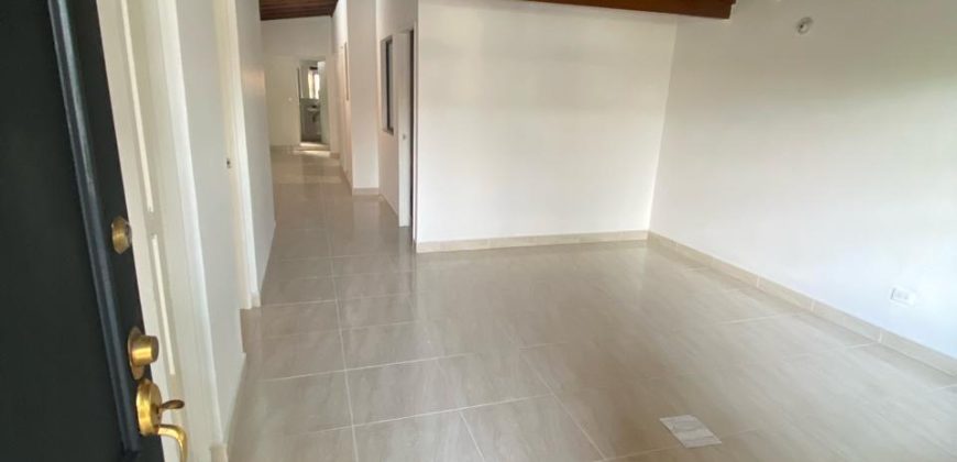 ARRIENDO APARTAMENTO EN LA FLORESTA