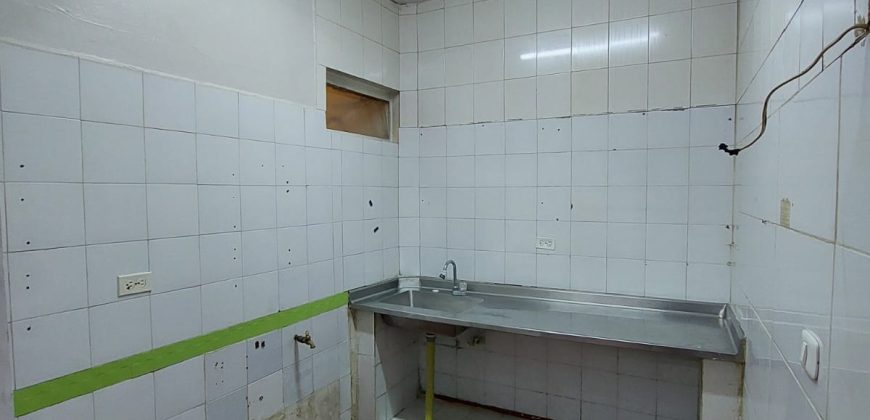 VENDO LOCAL EN LAURELES