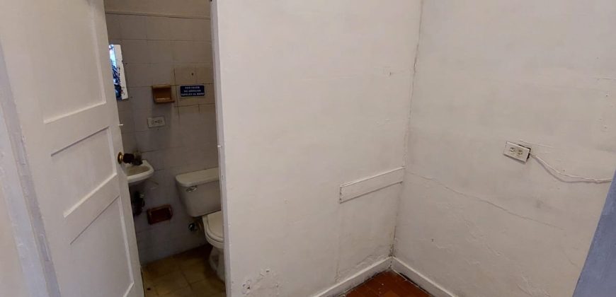 VENDO LOCAL EN LAURELES