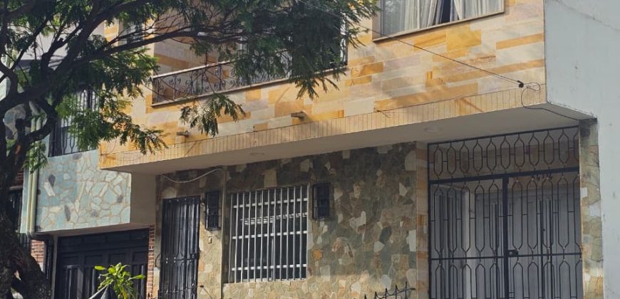 VENDO CASA EN SIMÓN BOLÍVAR – MEDELLÍN