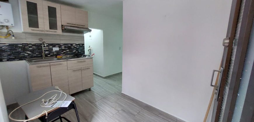 ARRIENDO LOCAL / OFICINA EN LAURELES