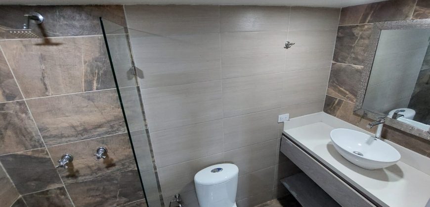 ARRIENDO LOCAL / OFICINA EN LAURELES