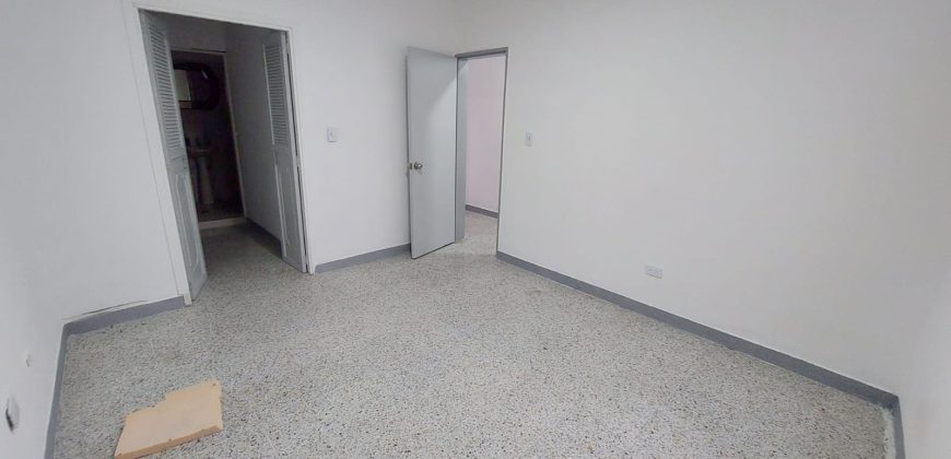 ARRIENDO CASA COMERCIAL EN SIMÓN BOLÍVAR