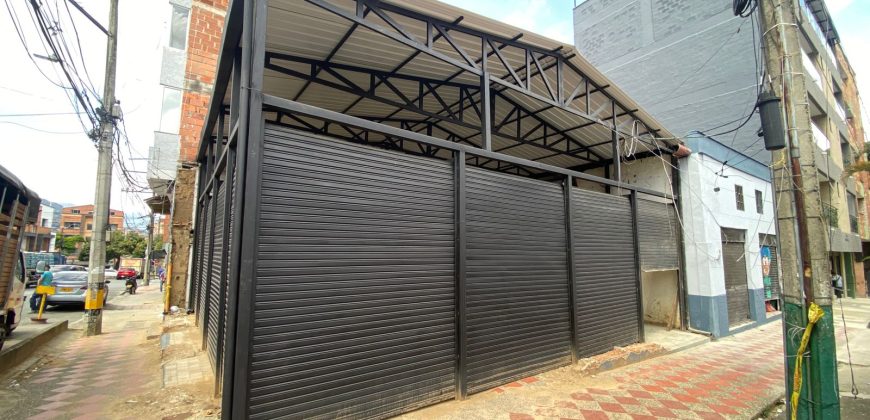 ARRIENDO LOCAL ESQUINERO EN SANTA MONICA