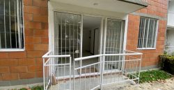 Arriendo apartamento en la Aurora