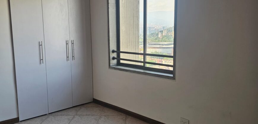 ARRINDO APARTAMENTO EN SURAMERICANA