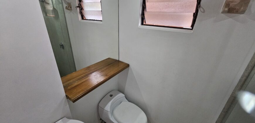 VENDO APARTAMENTO LOMA DE LOS BERNAL