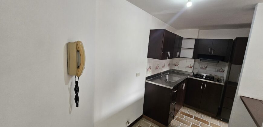 VENDO APARTAMENTO LOMA DE LOS BERNAL