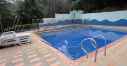 VENDO APARTAMENTO LOMA DE LOS BERNAL
