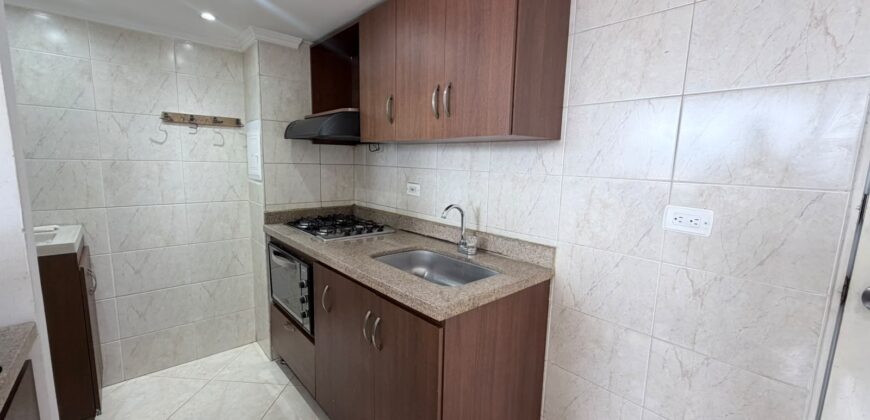 VENDO APARTAMENTO LOMA DE LOS BERNAL