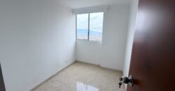 VENDO APARTAMENTO LOMA DE LOS BERNAL