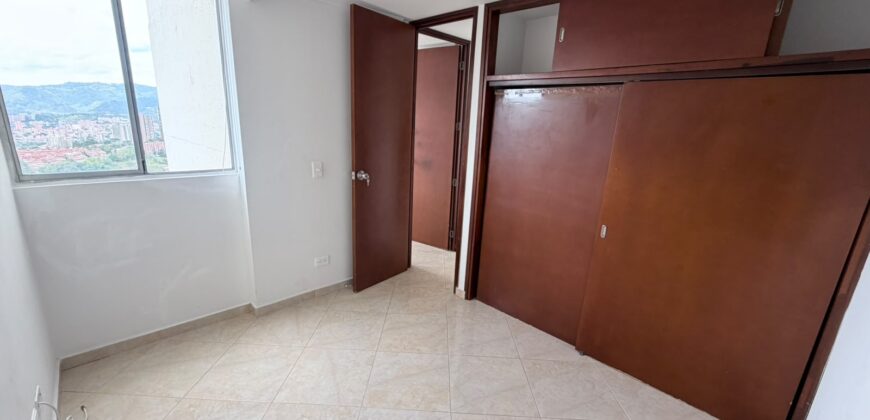 VENDO APARTAMENTO LOMA DE LOS BERNAL