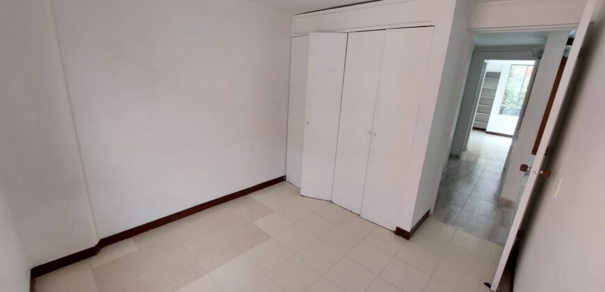 ARRIENDO APARTAMENTO EN LA FLORESTA