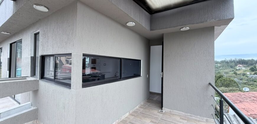 Arriendo casa en Santa Elena
